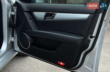 Универсал Mercedes-Benz C-Class 2010 в 
