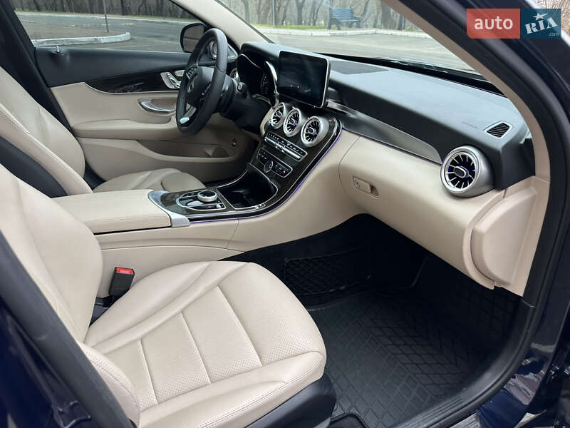 Седан Mercedes-Benz C-Class 2017 в Одессе