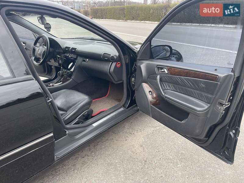 Седан Mercedes-Benz C-Class 2003 в Белой Церкви