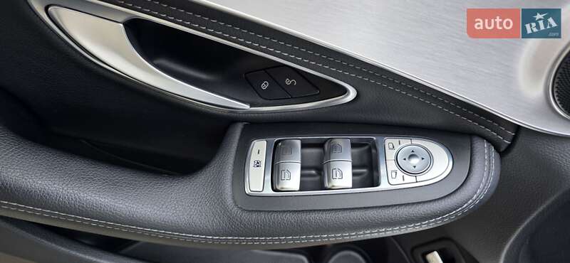 Седан Mercedes-Benz C-Class 2015 в Киеве