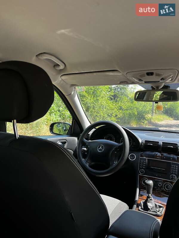 Универсал Mercedes-Benz C-Class 2006 в Первомайске