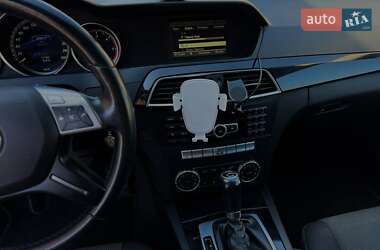 Универсал Mercedes-Benz C-Class 2014 в 