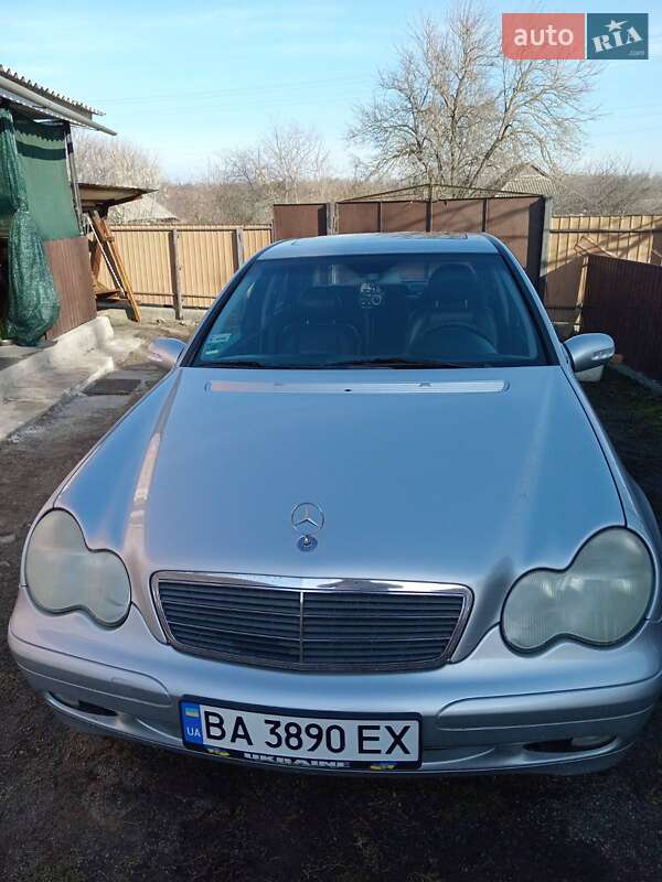 Седан Mercedes-Benz C-Class 2002 в 