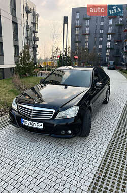 Седан Mercedes-Benz C-Class 2011 в 