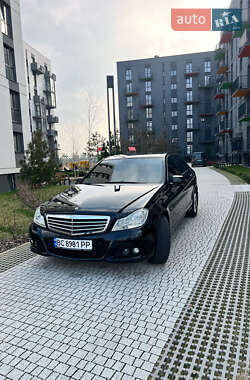 Mercedes-Benz C-Class 2011 Mercedes-Benz C-Class 2011