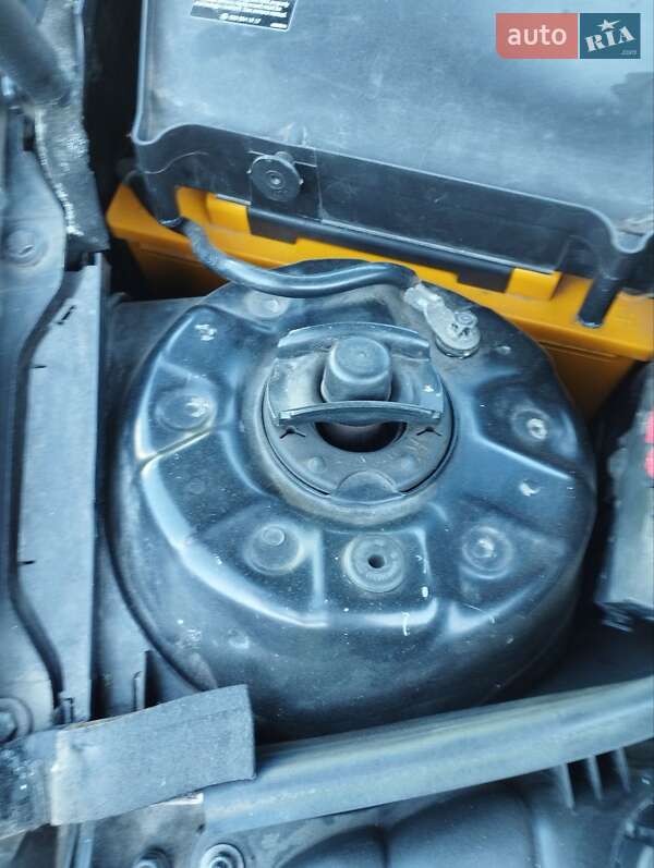 Купе Mercedes-Benz C-Class 2005 в Тальному