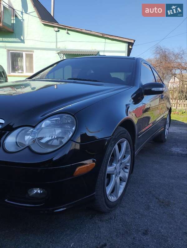 Купе Mercedes-Benz C-Class 2005 в Тальному