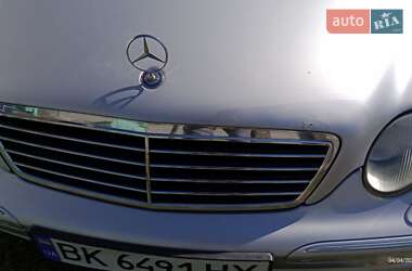 Седан Mercedes-Benz C-Class 2002 в 