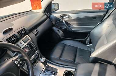 Седан Mercedes-Benz C-Class 2005 в 