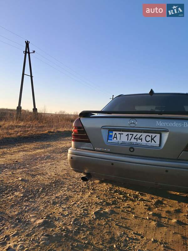 Седан Mercedes-Benz C-Class 1995 в Калуше