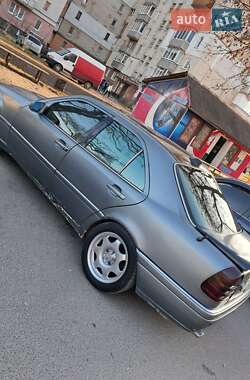 Седан Mercedes-Benz C-Class 1995 в 
