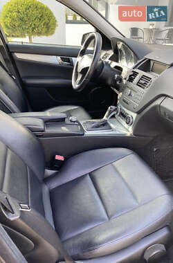 Седан Mercedes-Benz C-Class 2010 в 