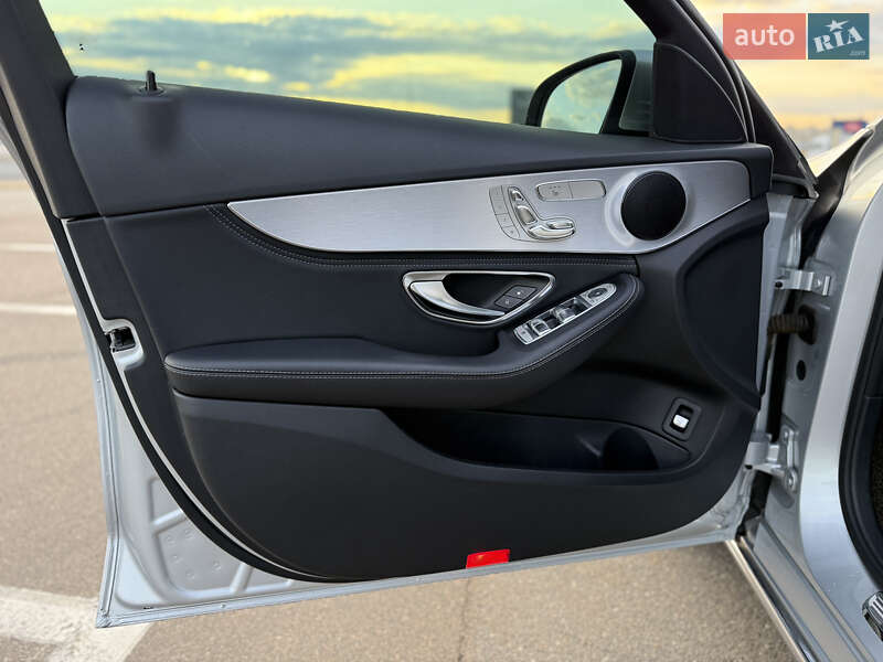 Седан Mercedes-Benz C-Class 2015 в Одесі