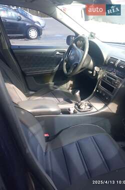 Седан Mercedes-Benz C-Class 2000 в 
