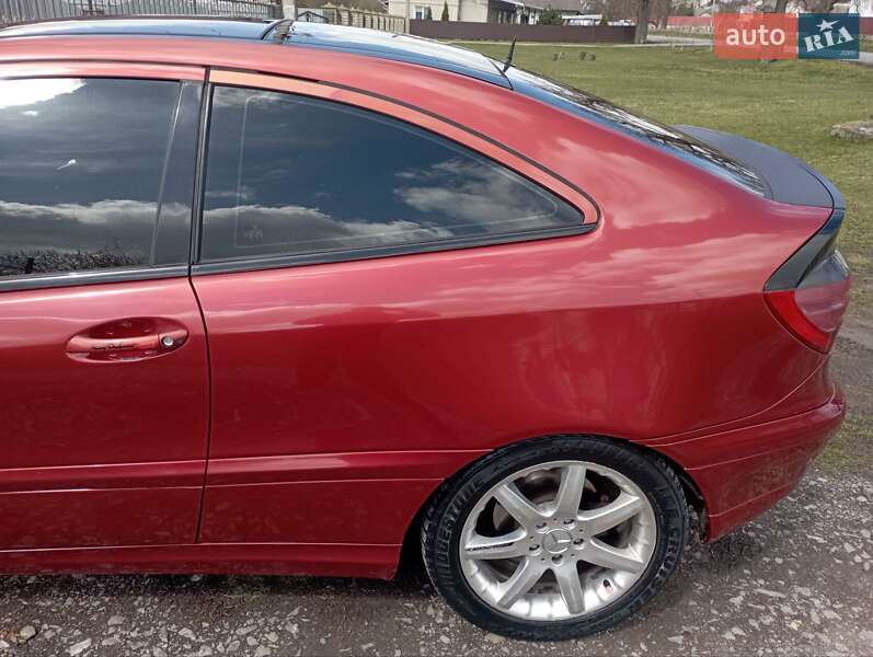 Купе Mercedes-Benz C-Class 2002 в Тернополе
