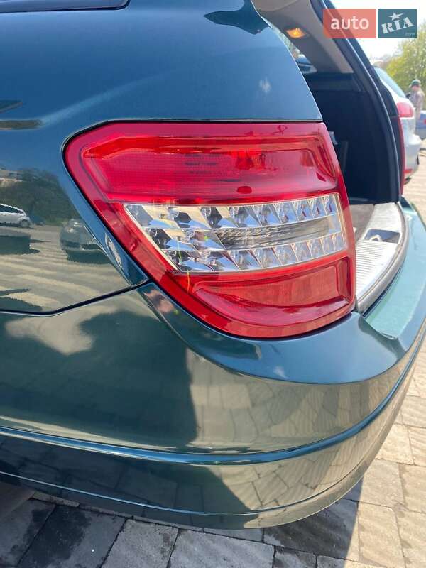 Универсал Mercedes-Benz C-Class 2010 в Ужгороде
