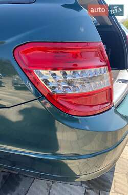 Универсал Mercedes-Benz C-Class 2010 в 