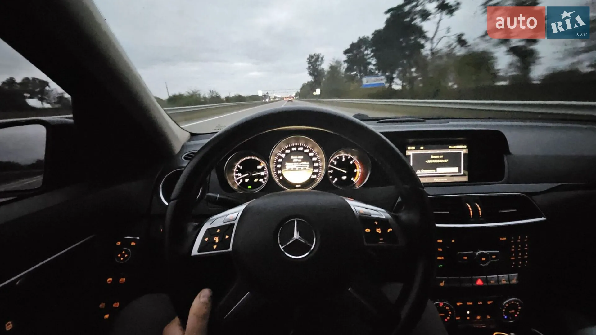 2012 Mercedes-Benz C-klasse - мініатюра 23