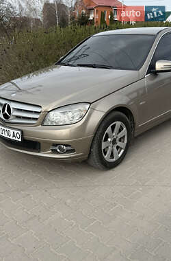 Седан Mercedes-Benz C-Class 2009 в 