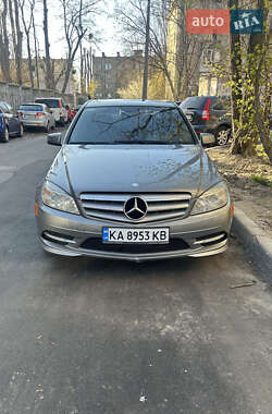 Mercedes-Benz C-Class 2011