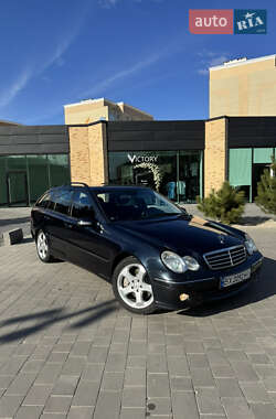 Універсал Mercedes-Benz C-Class 2004 в 