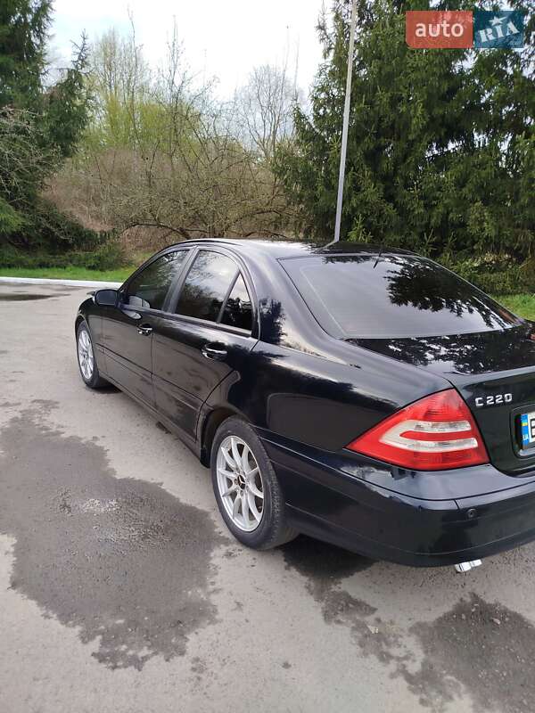 Седан Mercedes-Benz C-Class 2005 в Жидачове