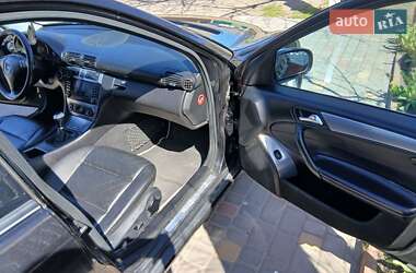Универсал Mercedes-Benz C-Class 2004 в 