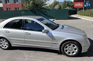 Седан Mercedes-Benz C-Class 2004 в Киеве