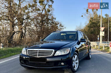 Mercedes-Benz C-Class 2011 Mercedes-Benz C-Class 2011