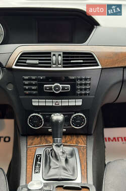 Універсал Mercedes-Benz C-Class 2012 в 
