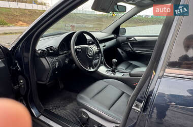 Универсал Mercedes-Benz C-Class 2004 в 