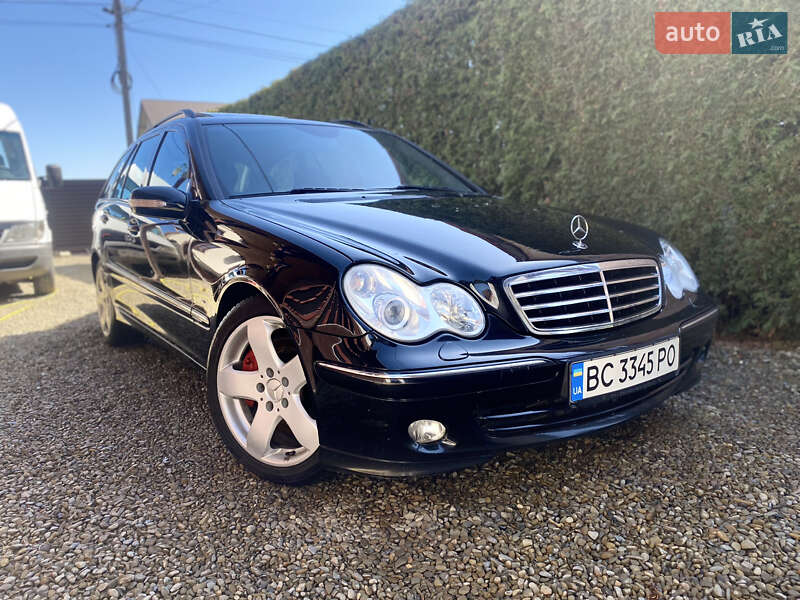 Универсал Mercedes-Benz C-Class 2004 в Львове