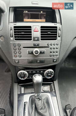 Универсал Mercedes-Benz C-Class 2009 в 