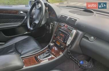 Седан Mercedes-Benz C-Class 2003 в 
