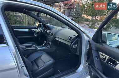 Седан Mercedes-Benz C-Class 2008 в 