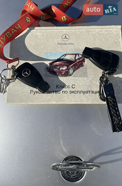 Седан Mercedes-Benz C-Class 2001 в 