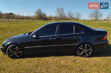 Седан Mercedes-Benz C-Class 2005 в 