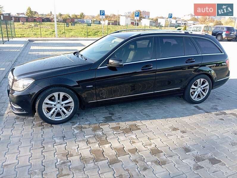 Универсал Mercedes-Benz C-Class 2012 в 