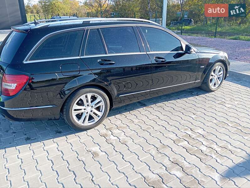 Универсал Mercedes-Benz C-Class 2012 в Стрые фото 17 Универсал Mercedes-Benz C-Class 2012 в Стрые