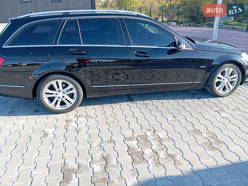 Универсал Mercedes-Benz C-Class 2012 в Стрые фото 18 Универсал Mercedes-Benz C-Class 2012 в Стрые