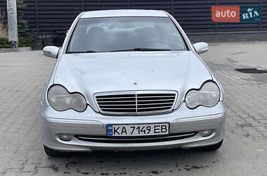 Седан Mercedes-Benz C-Class 2000 в 