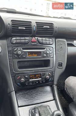 Седан Mercedes-Benz C-Class 2000 в 