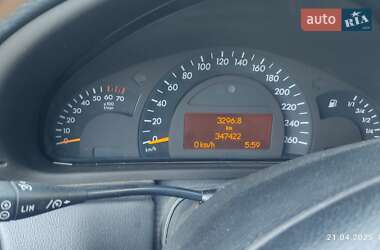 Седан Mercedes-Benz C-Class 2002 в 