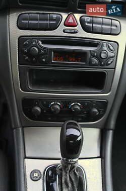 Купе Mercedes-Benz C-Class 2002 в 