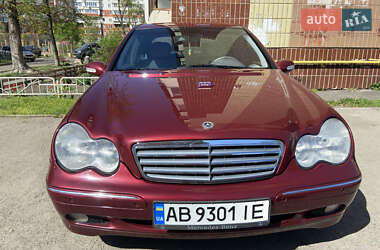 Седан Mercedes-Benz C-Class 2002 в 