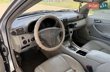 Купе Mercedes-Benz C-Class 2001 в 