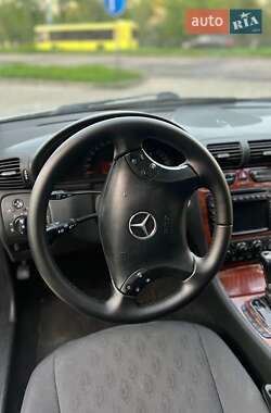 Универсал Mercedes-Benz C-Class 2003 в 
