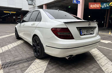 Седан Mercedes-Benz C-Class 2011 в 