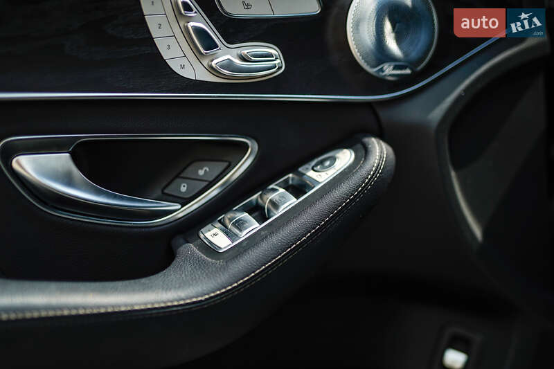 Седан Mercedes-Benz C-Class 2014 в Львове