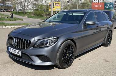 Універсал Mercedes-Benz C-Class 2018 в 
